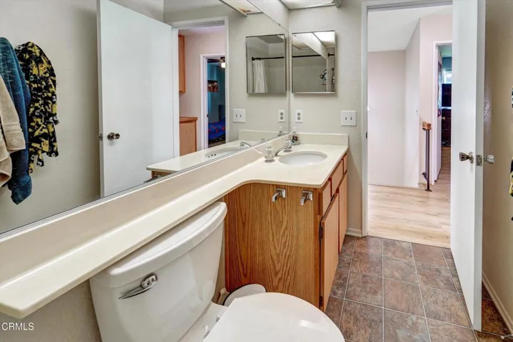 32-1718 Cherry Hill Road-29