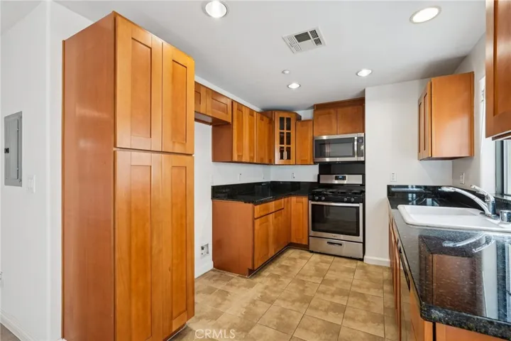 879 Michigan Boulevard K, Pasadena, California 91107