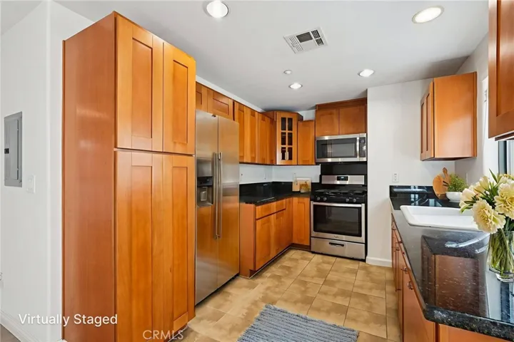 879 Michigan Boulevard K, Pasadena, California 91107
