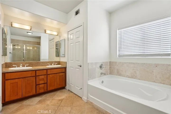 879 Michigan Boulevard K, Pasadena, California 91107