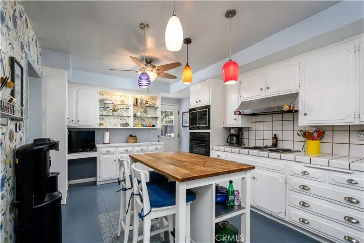 13739 Ridge Road, Whittier, California 90601
