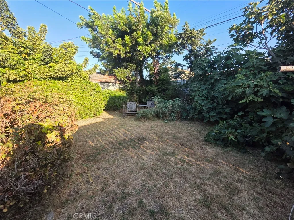 142 W 110th Street, Los Angeles, California 90061 home-pic-1