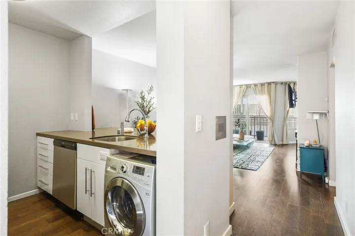141 S Clark Drive 326, West Hollywood, California 90048