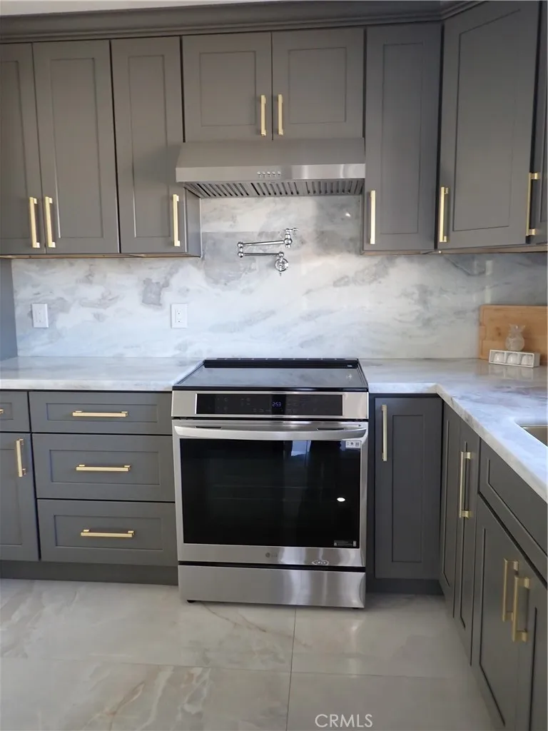 16561 Monroe Lane, Huntington Beach, California 92647, 3 Bedrooms Bedrooms, ,2 BathroomsBathrooms,Residential Lease,For Rent,Monroe,PW25189185