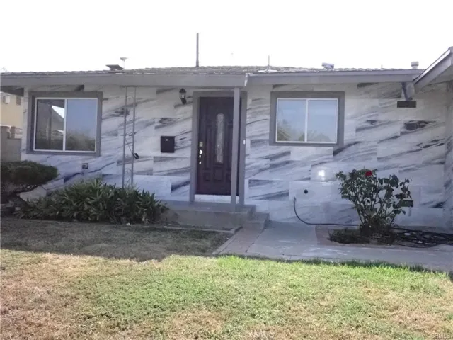 16561 Monroe Lane, Huntington Beach, California 92647