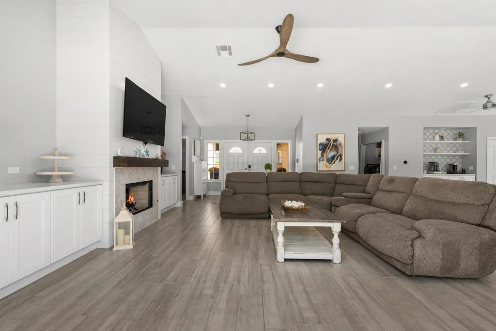 39369 Regency Way Way, Palm Desert, California 92211 home-pic-9
