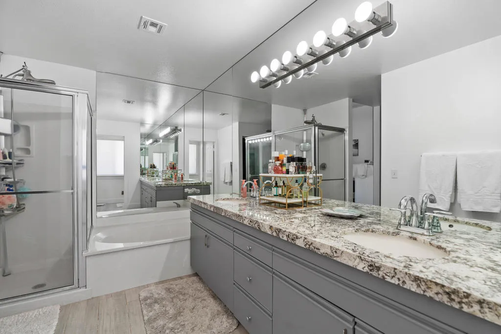 39369 Regency Way Way, Palm Desert, California 92211 home-pic-26