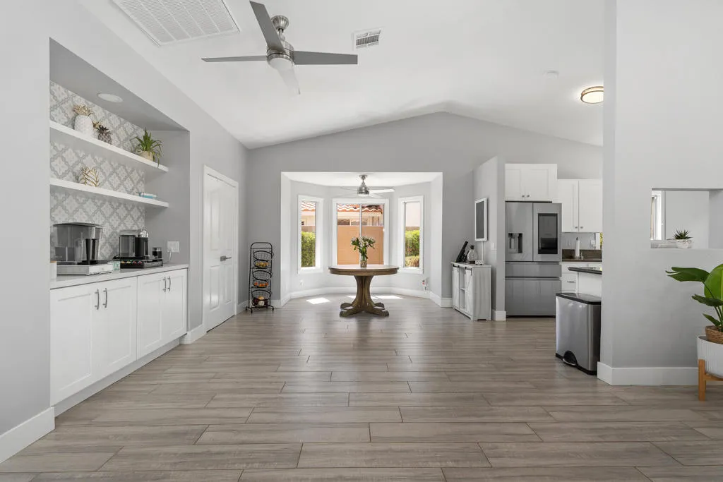 39369 Regency Way Way, Palm Desert, California 92211 home-pic-5