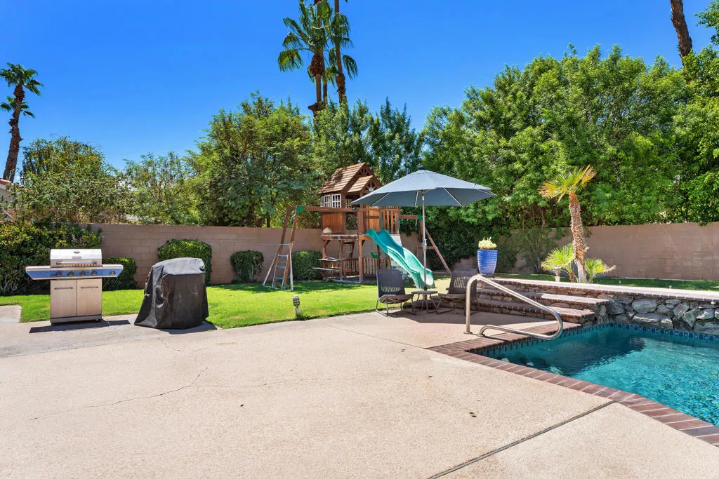 39369 Regency Way Way, Palm Desert, California 92211 home-pic-34