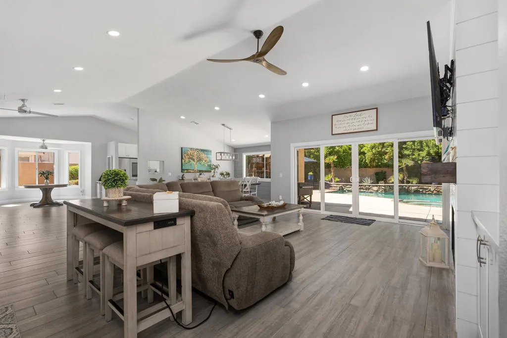 39369 Regency Way Way, Palm Desert, California 92211 home-pic-6