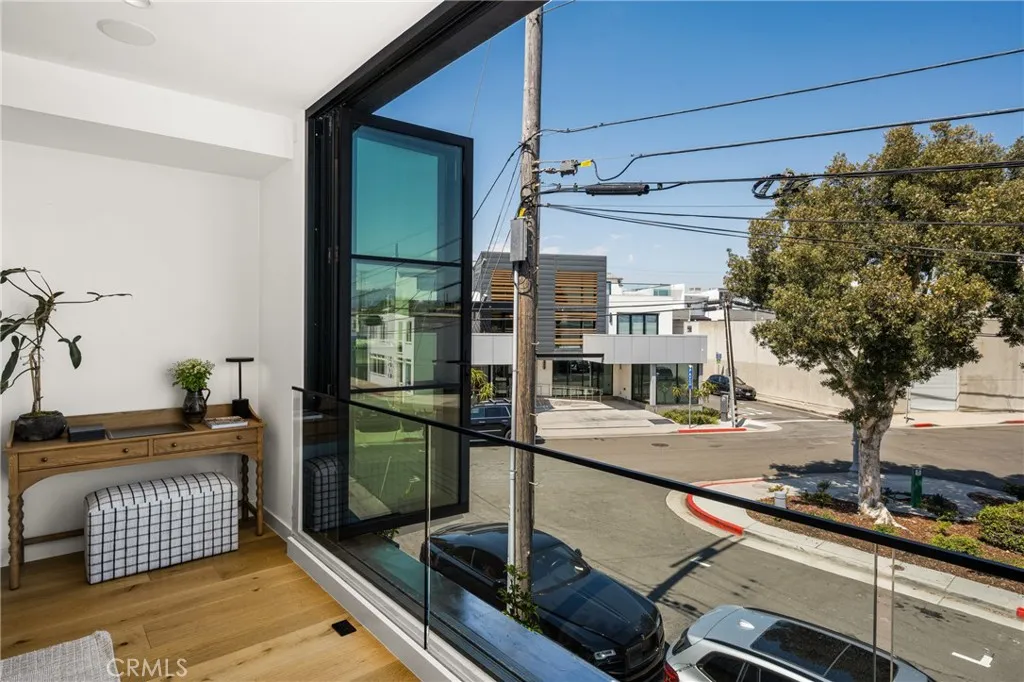 412 29th Street B, Newport Beach, California 92663 home-pic-16