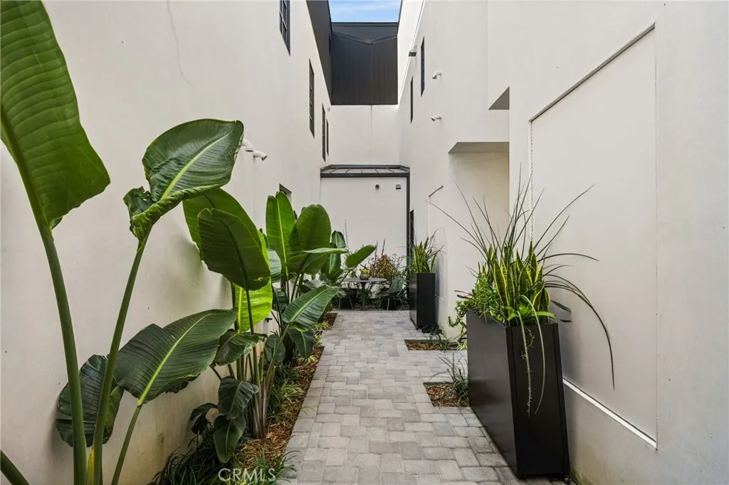 412 29th Street B, Newport Beach, California 92663 home-pic-38