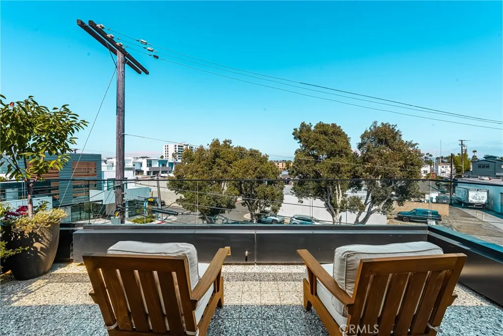 412 29th Street B, Newport Beach, California 92663 home-pic-29