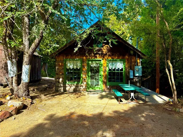 25560 Hi Place, Twin Peaks, California 92391