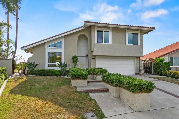 26691 Campesino, Mission Viejo, California 92691