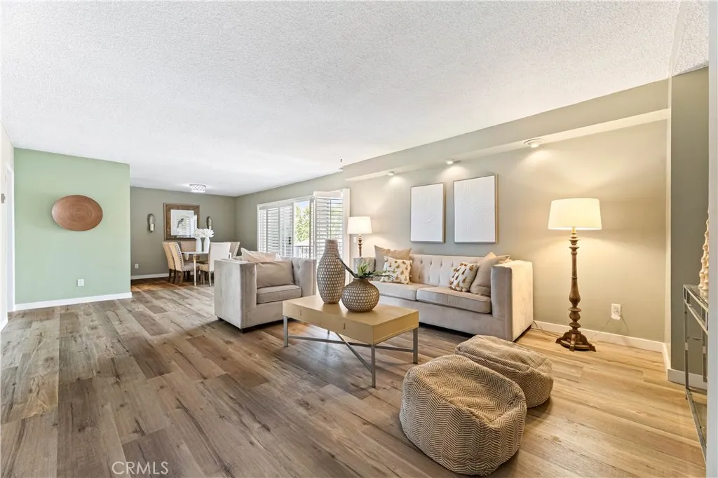 972 E California Boulevard 309, Pasadena, California 91106 home-pic-1