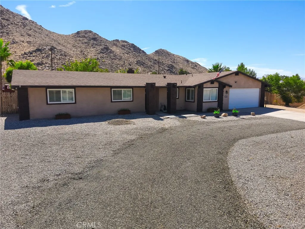 16027 Mandan Road, Apple Valley, California 92307 home-pic-21