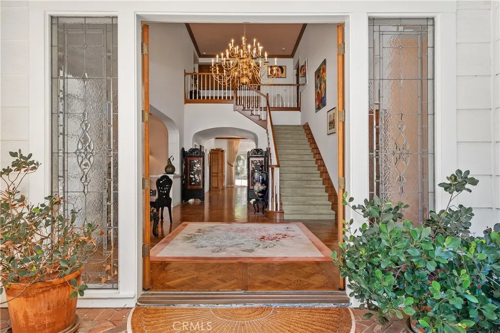 4751 Westchester Drive, Woodland Hills, California 91364 home-pic-3