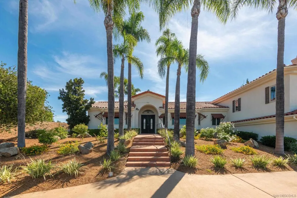 30343 Calle La Reina, Bonsall, California 92003 home-pic-22