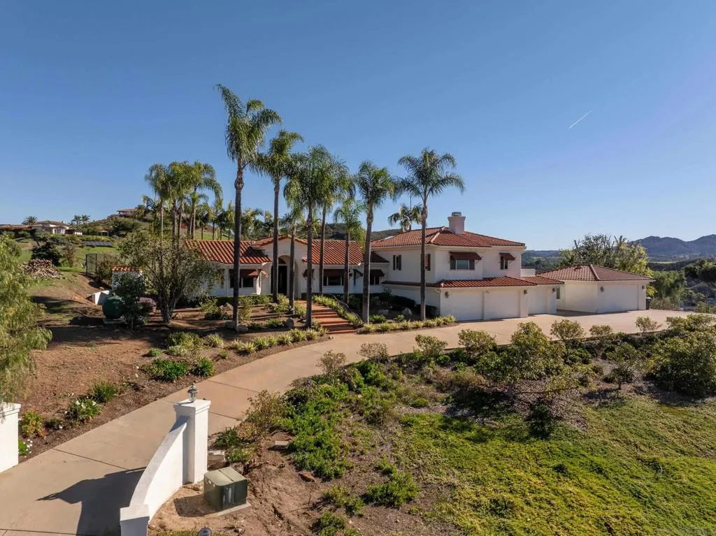 30343 Calle La Reina, Bonsall, California 92003 home-pic-64