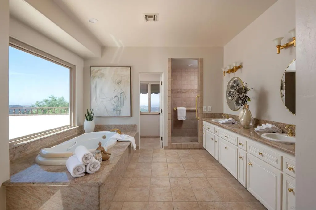 30343 Calle La Reina, Bonsall, California 92003 home-pic-17