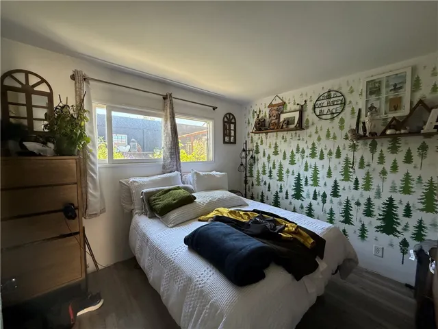 2118 1/2 Bedroom