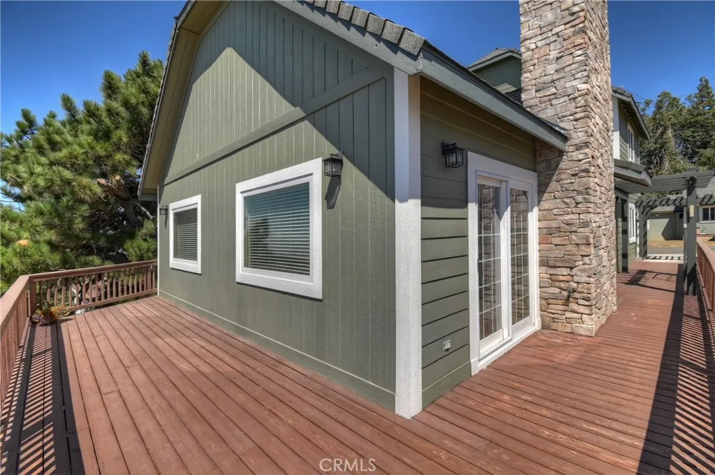 22665 Valley View Drive, Crestline, California 92325 home-pic-40