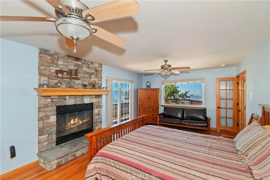 22665 Valley View Drive, Crestline, California 92325 home-pic-18