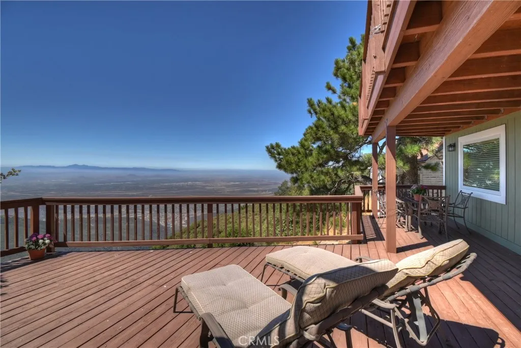 22665 Valley View Drive, Crestline, California 92325 home-pic-35