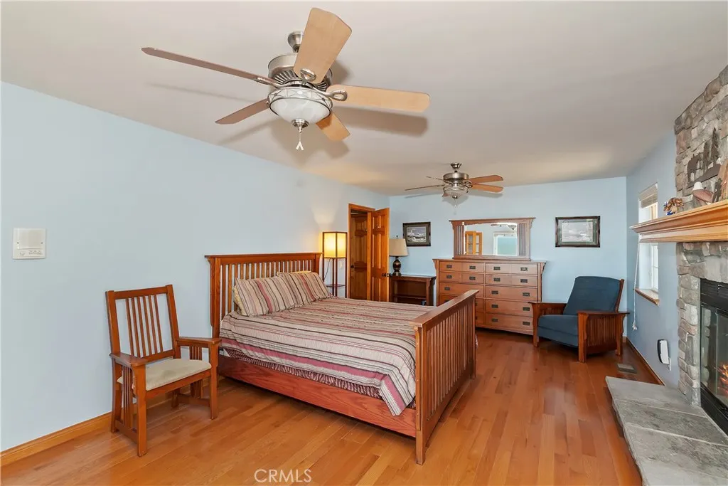 22665 Valley View Drive, Crestline, California 92325 home-pic-21