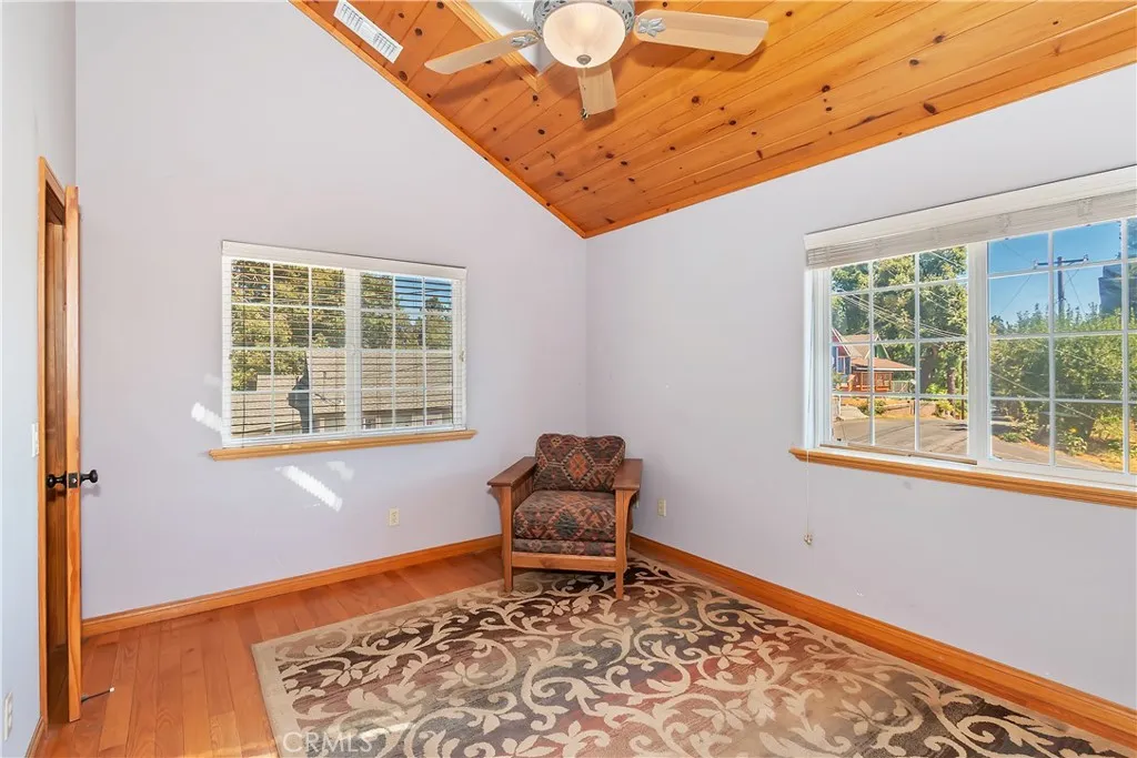 22665 Valley View Drive, Crestline, California 92325 home-pic-26