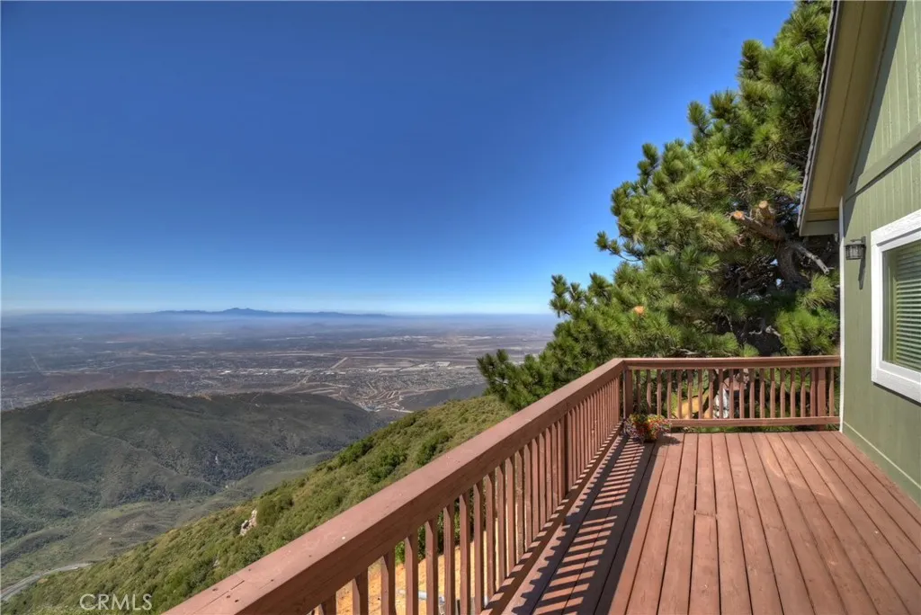 22665 Valley View Drive, Crestline, California 92325 home-pic-42