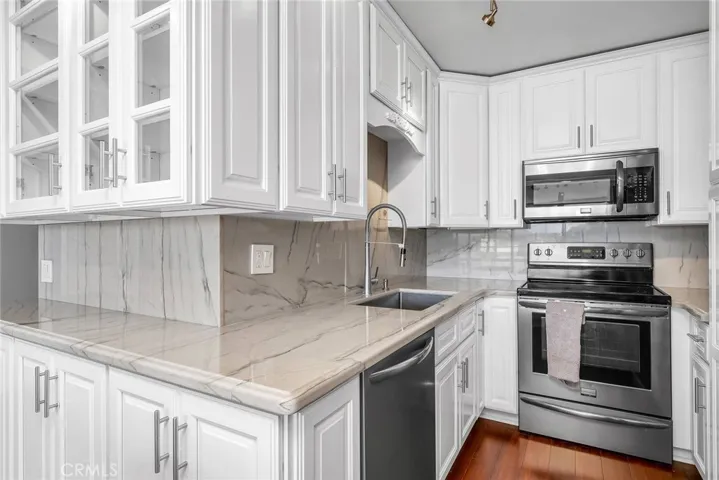 531 Esplanade 511, Redondo Beach, California 90277