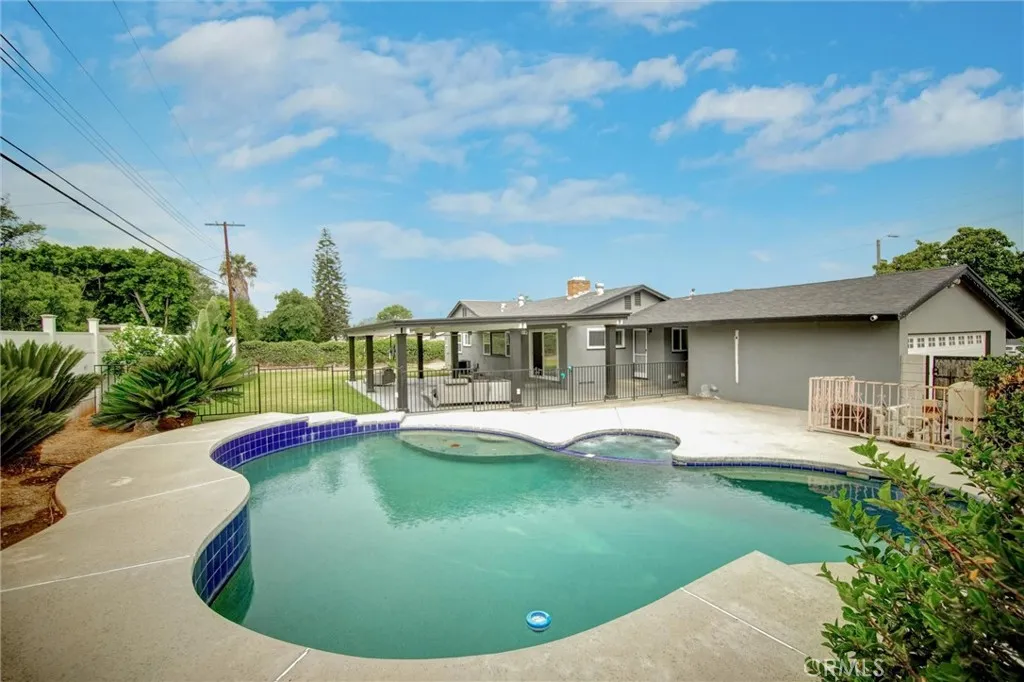 2424 Central Avenue, Riverside, California 92506 home-pic-42