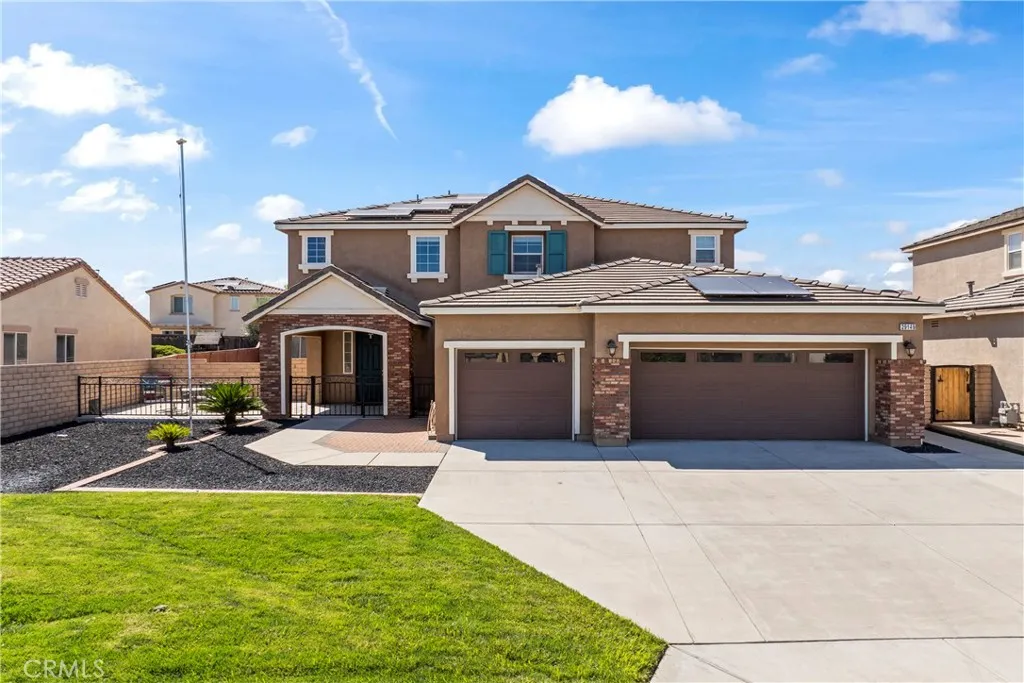 29149 Edgewood Drive, Lake Elsinore, California 92530, 4 Bedrooms Bedrooms, ,3 BathroomsBathrooms,Residential,For Sale,Edgewood,CV25183079