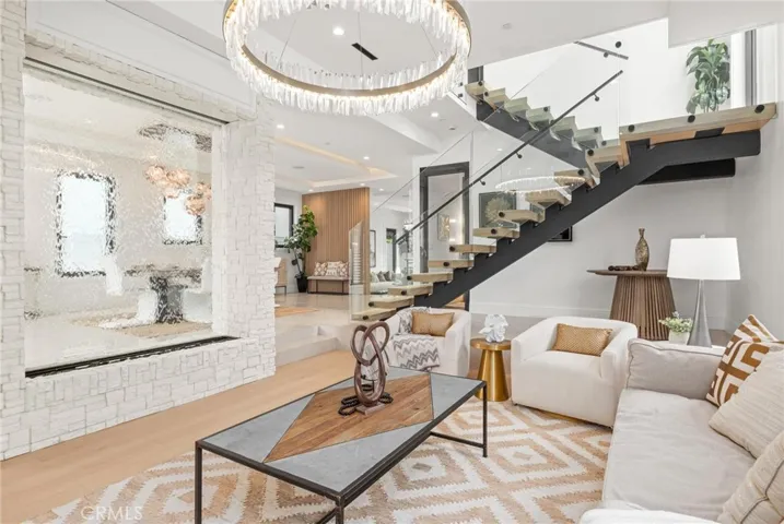 3609 Oak Avenue, Manhattan Beach, California 90266