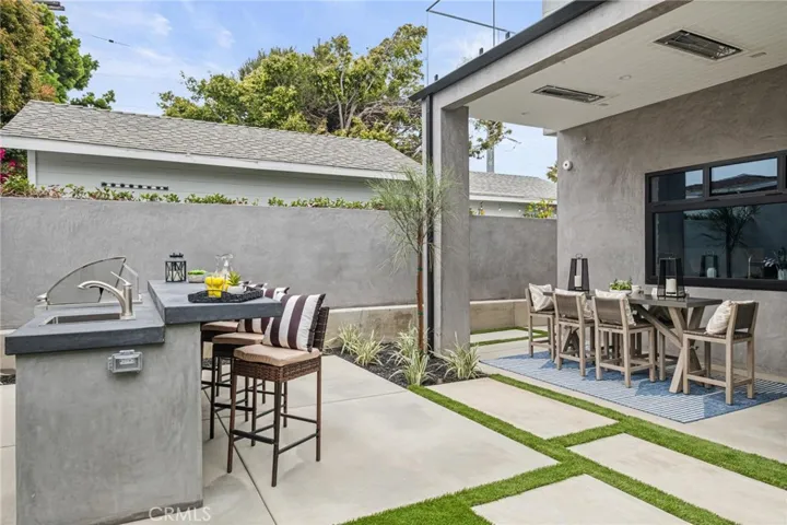 3609 Oak Avenue, Manhattan Beach, California 90266