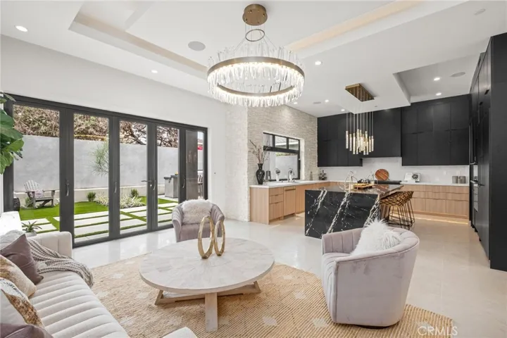 3609 Oak Avenue, Manhattan Beach, California 90266