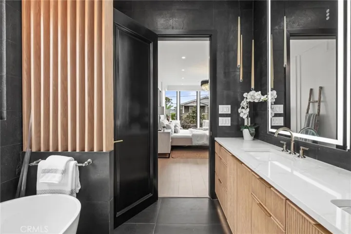 3609 Oak Avenue, Manhattan Beach, California 90266