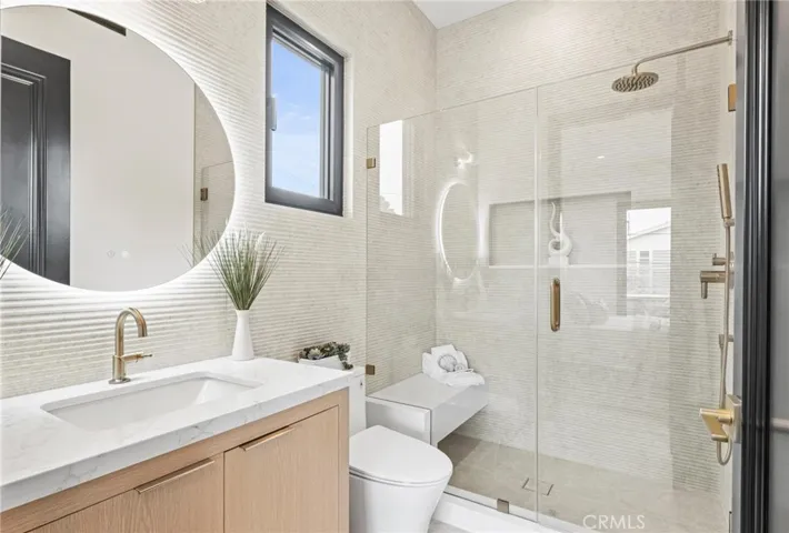 3609 Oak Avenue, Manhattan Beach, California 90266
