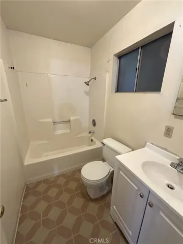 2241 E 64th Street, Long Beach, California 90805