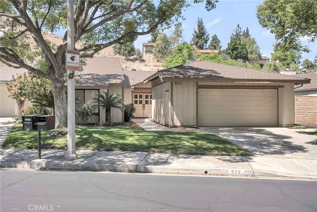 510 Via Zapata, Riverside, California 92507 home-pic-47