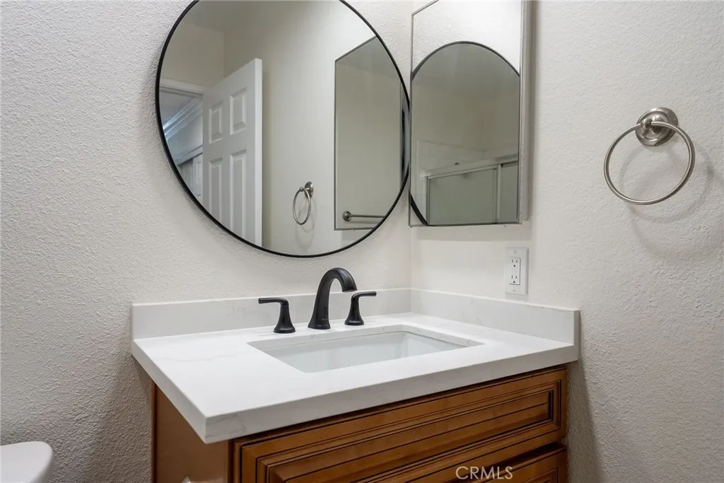 510 Via Zapata, Riverside, California 92507 home-pic-29