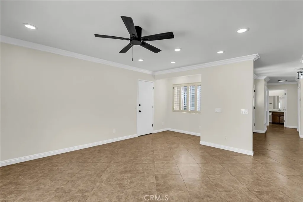 510 Via Zapata, Riverside, California 92507 home-pic-17