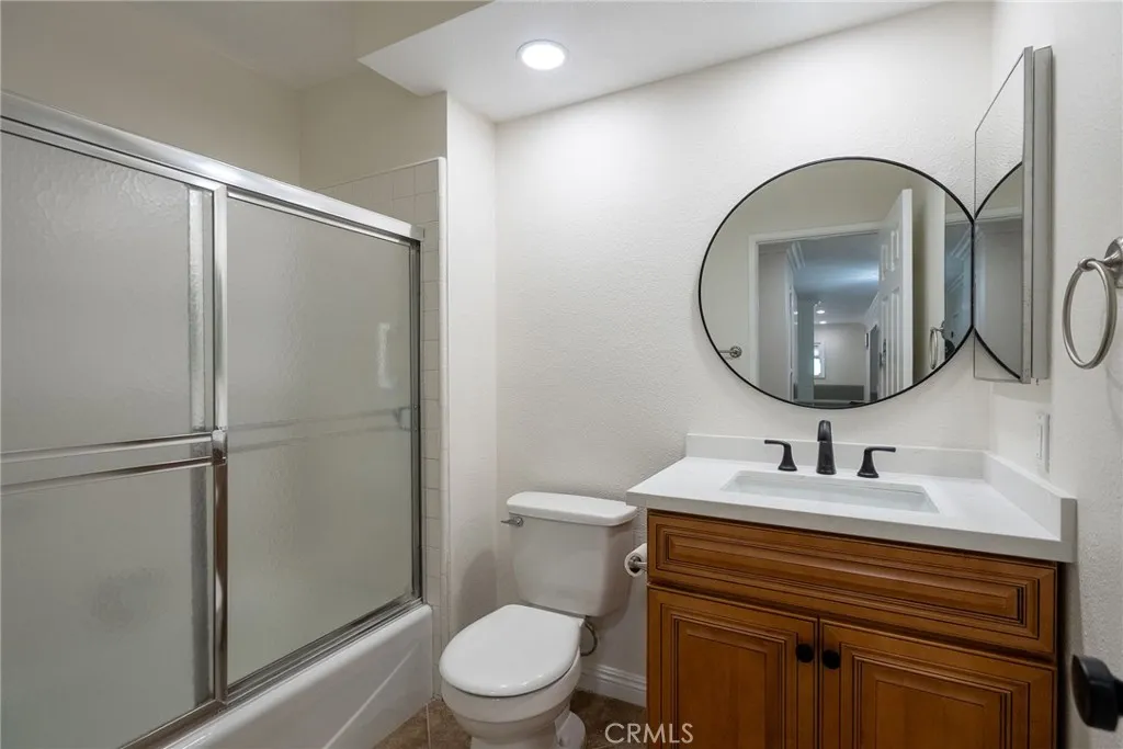 510 Via Zapata, Riverside, California 92507 home-pic-30
