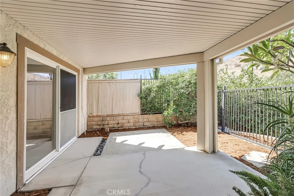 510 Via Zapata, Riverside, California 92507 home-pic-40