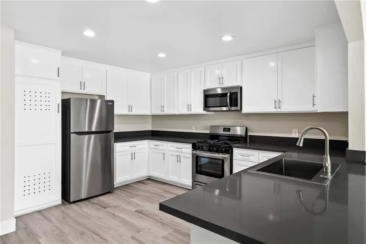201 E Wakefield Avenue, Anaheim, California 92802
