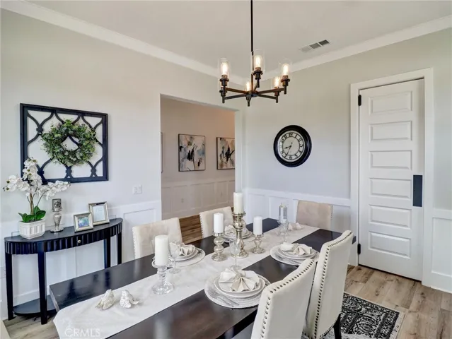 35879 Wildwood Crest Drive, Yucaipa, California 92399
