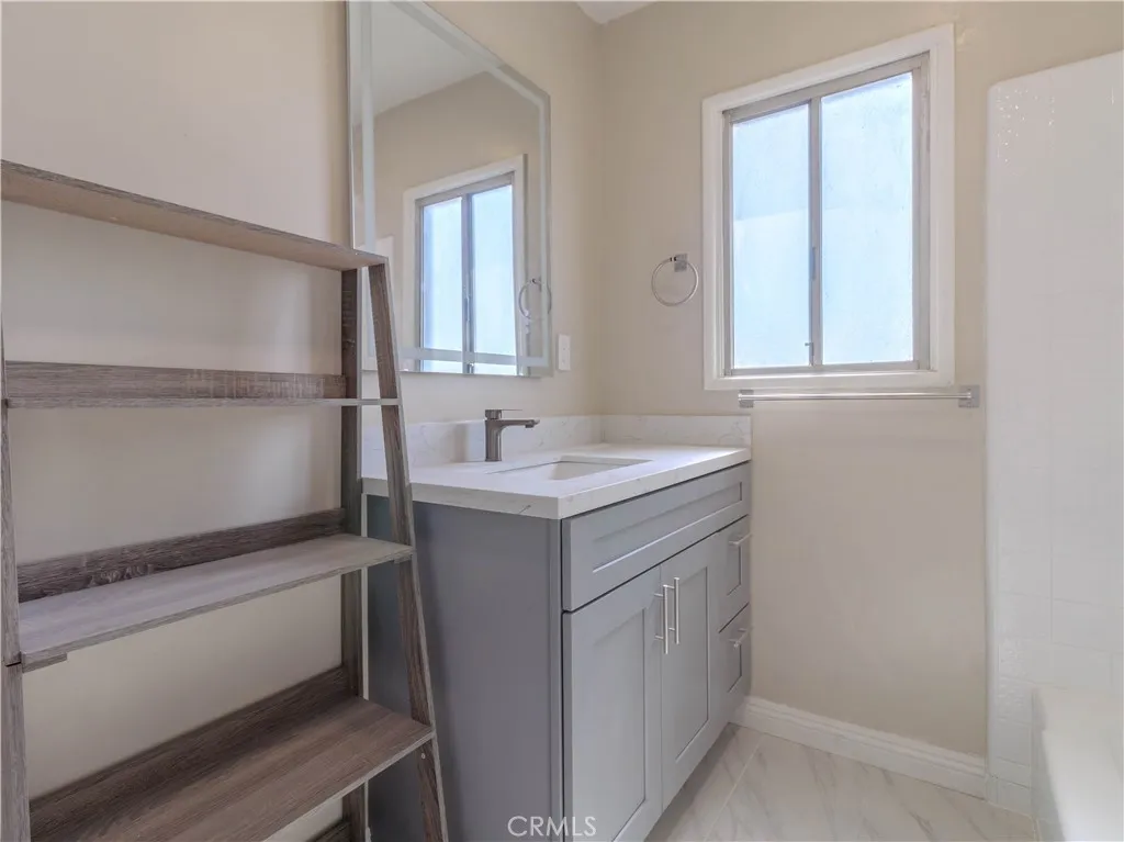 1240 S Bromley Avenue, West Covina, California 91790 home-pic-18
