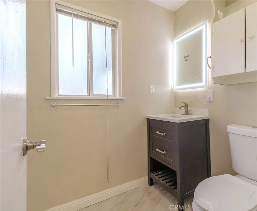 1240 S Bromley Avenue, West Covina, California 91790 home-pic-10